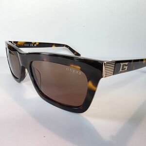 GUESS Men's Tortoise Sunglasses